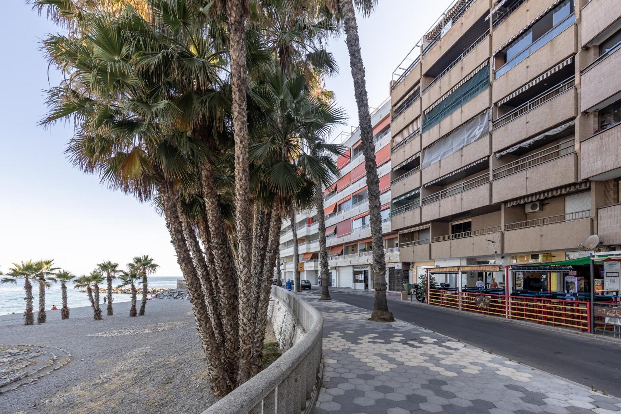 Atico Primera Linea De Playa Apartman Almuñécar Kültér fotó